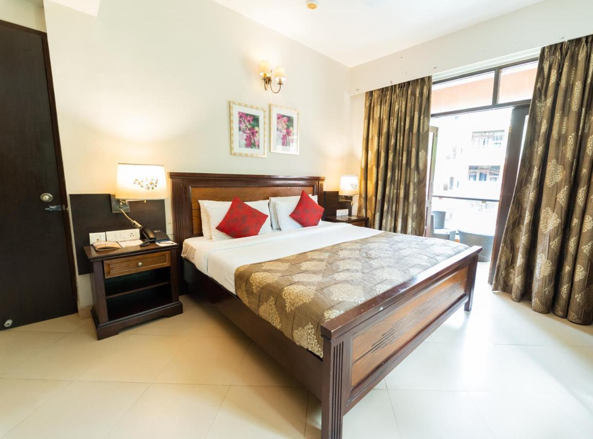 Neelams The Grand Hotel Calangute Esterno foto