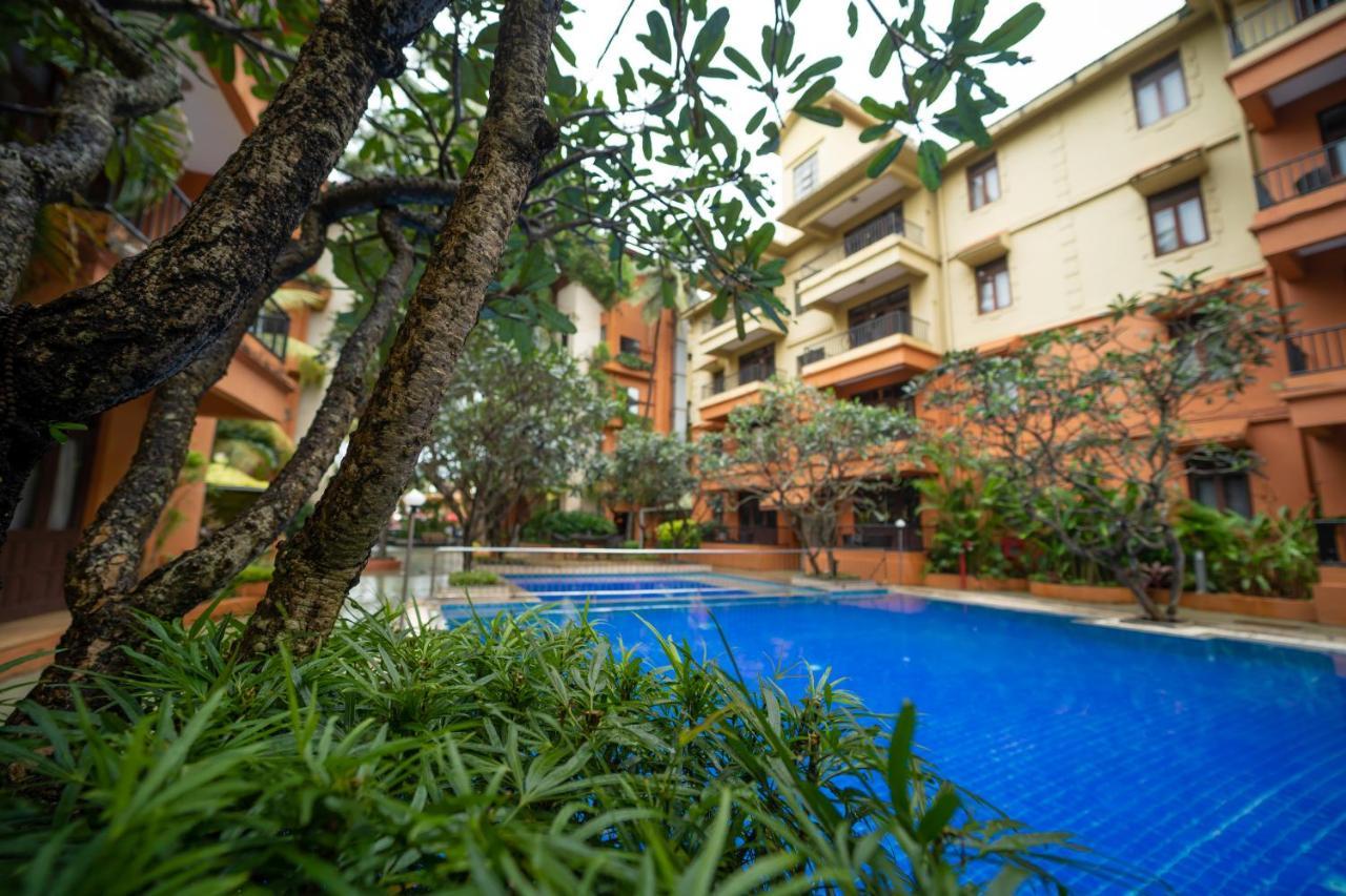 Neelams The Grand Hotel Calangute Esterno foto