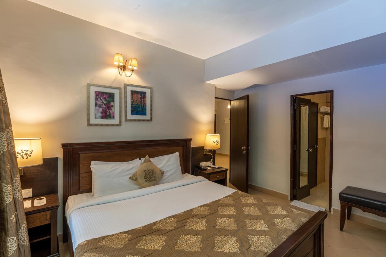 Neelams The Grand Hotel Calangute Esterno foto