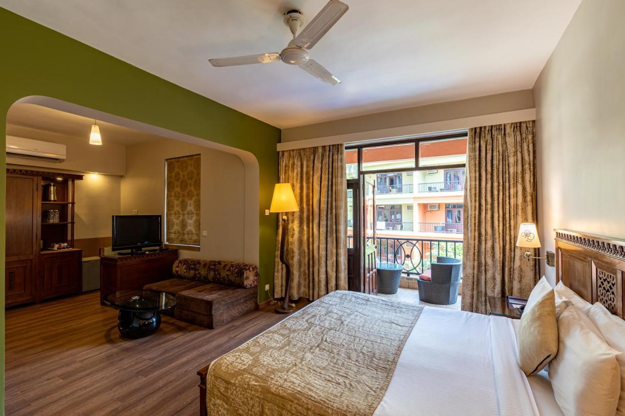 Neelams The Grand Hotel Calangute Esterno foto