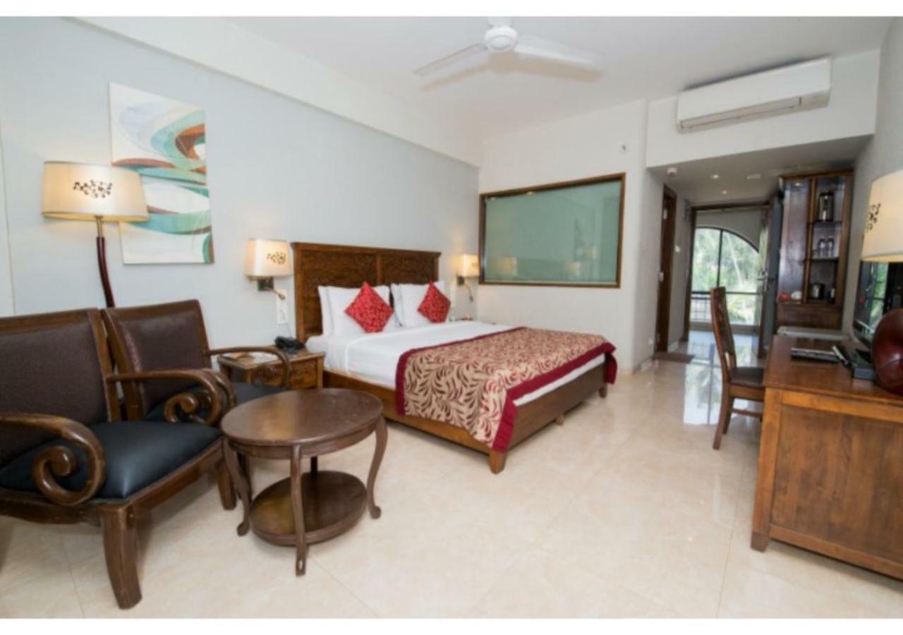 Neelams The Grand Hotel Calangute Esterno foto